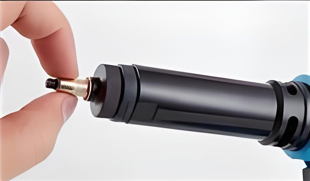 The rivet nut gun will automaticallyrotate the nut in after sensing it - Rocol Tools